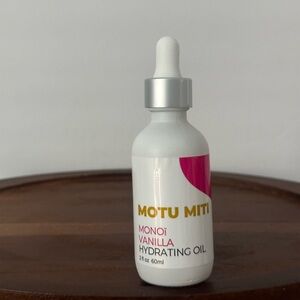 Monoi Vanilla Hydrating Oil - White and Pink
